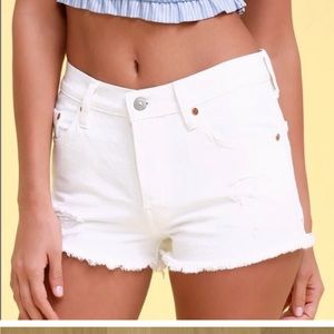 Levi's 501 white shorts
